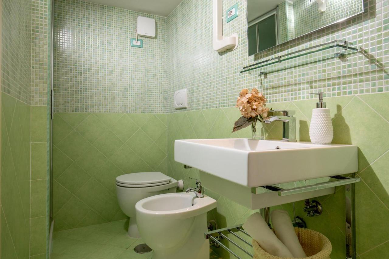 Apartment Navona White Rom